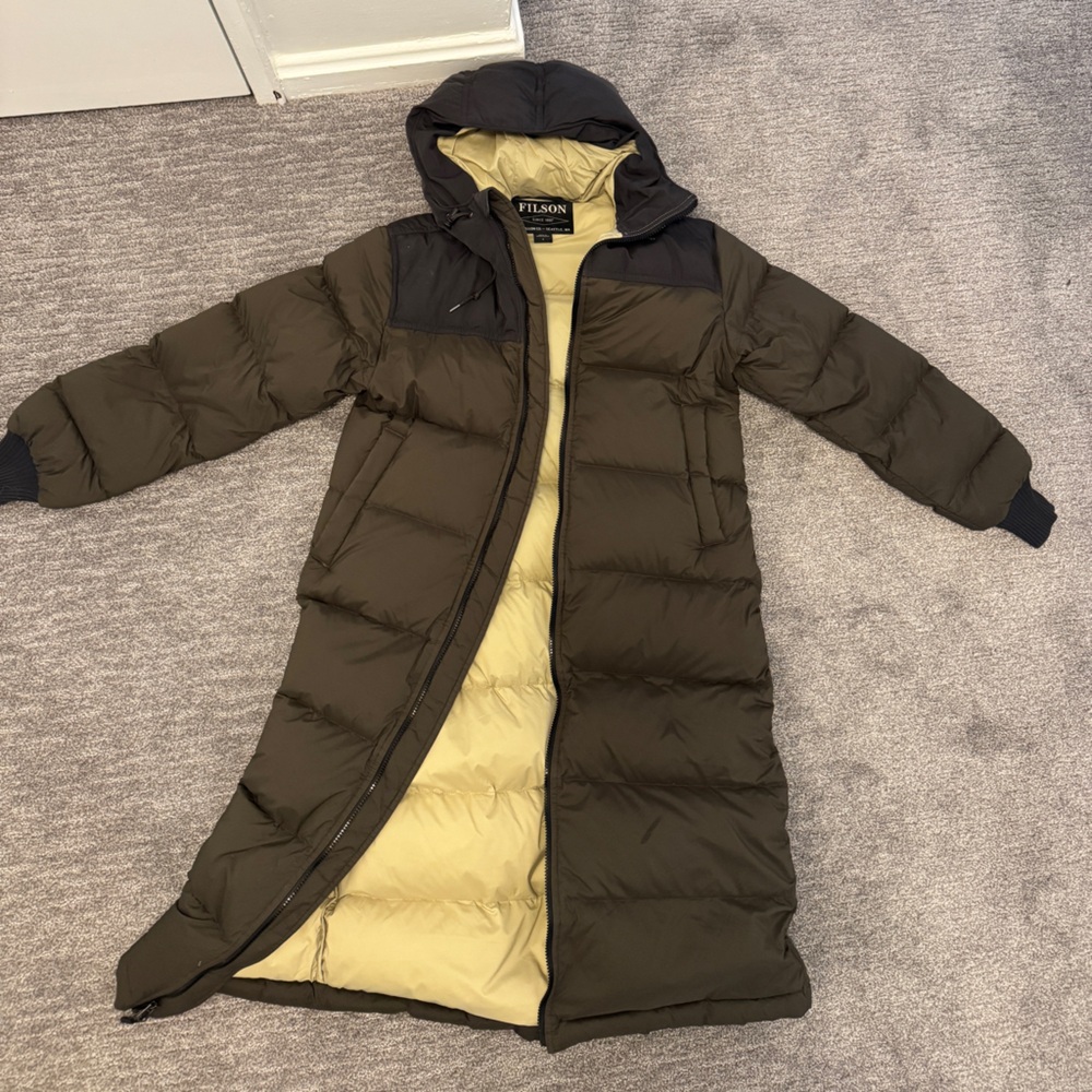 Filson Goose Down Hooded Puffer Jacket